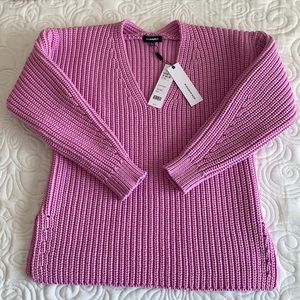 525 America Sweater NWT